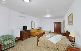 Hotel Ariesul